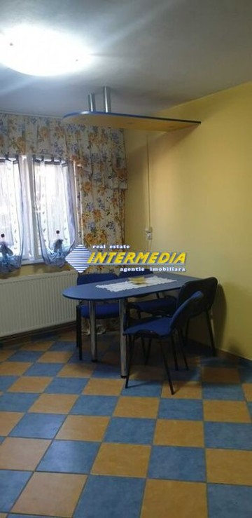 vanzare-apartament-3-camere-bucatarie-mare-si-balcon-cetate-piata-mobilat-modern-3