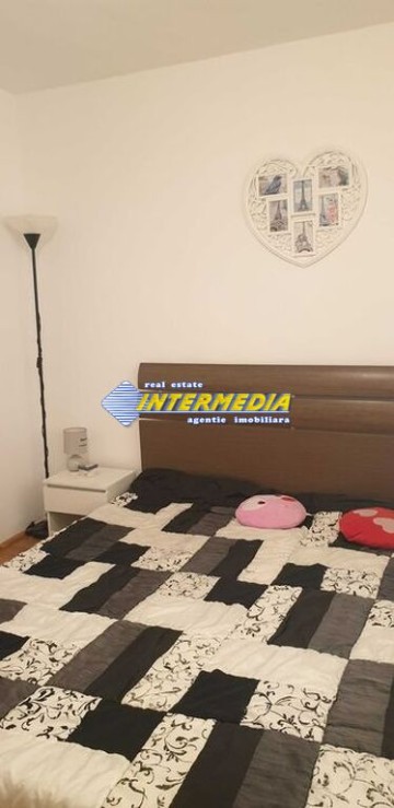 vanzare-apartament-3-camere-bucatarie-mare-si-balcon-cetate-piata-mobilat-modern-4