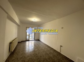 inchiriere-spatiu-comercial-la-bulevard-34-mp-cu-centrala-termopane-si-contoare-separate-alba-iulia-cetate-2