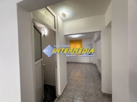 inchiriere-spatiu-comercial-la-bulevard-34-mp-cu-centrala-termopane-si-contoare-separate-alba-iulia-cetate-5