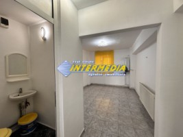 inchiriere-spatiu-comercial-la-bulevard-34-mp-cu-centrala-termopane-si-contoare-separate-alba-iulia-cetate-19