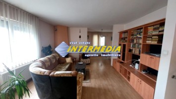 apartament-cu-2-camere-de-inchiriat-la-casa-zona-cetate