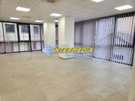 spatiu-comercial-de-inchiriat-in-alba-iulia-finisat-complet-in-suprafata-de-167-mp-in-centru-2