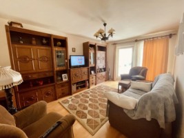 de-vanzare-apartament-cu-3-camere-etaj-2-zona-bulevard-4