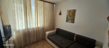 de-vanzare-apartament-cu-cu-4-camere-decomandat-etaj-1-5