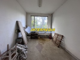 spatiu-comercial-de-inchiriat-250-patrati-in-centru-1