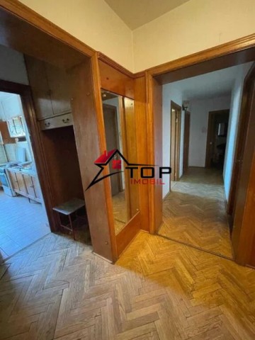 apartament-4c-decomandat-boxa-2-bai-2-balcoane-independentei-8