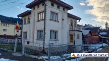 vila-7-camere-teren-500-mp-de-vanzare-in-vatra-dornei-suceava-ideala-pentru-turism-sau-familie-0