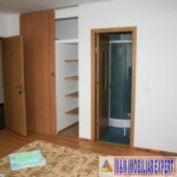 vila-cu-10-camere-si-teren-de-1200-mp-de-vanzare-in-breaza-prahova-ideala-pentru-locuinta-de-familie-sau-pensiune-6