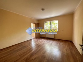 casa-individuala-de-vanzare-in-alba-iulia-zona-cetate-18