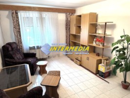 apartament-2-camere-de-vanzare-in-cetate-in-apropiere-de-bulevard-2