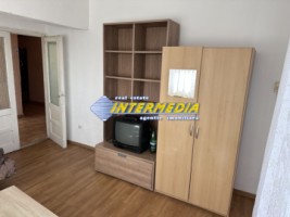 apartament-de-inchiriat-56mp-in-cetate-renovat-8