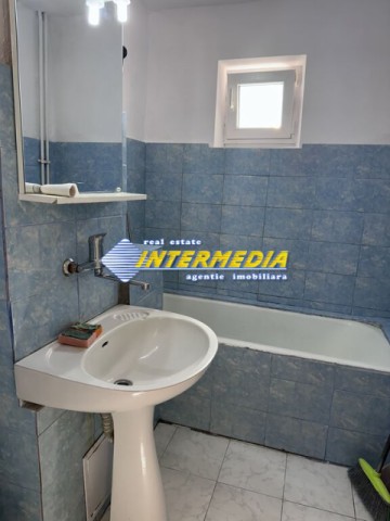 apartament-de-inchiriat-56mp-in-cetate-renovat-3