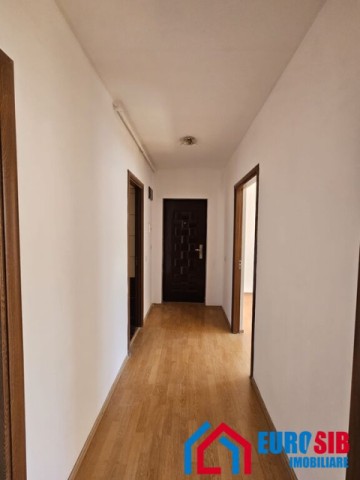 apartament-3-camere-de-vanzare-in-sibiu-zona-turnisor-8