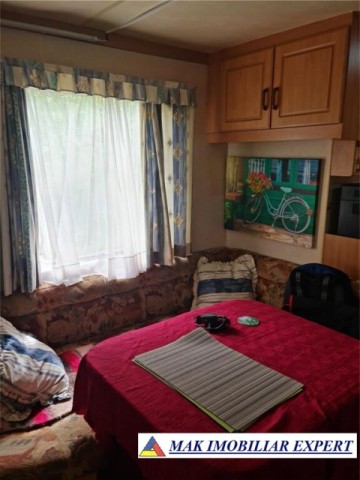 casa-cu-2-3-camere-si-teren-de-1230-mp-de-vanzare-in-bradulet-arges-6