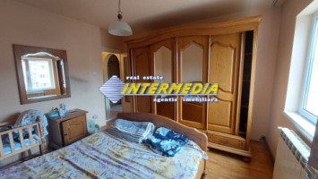 apartament-cu-3-camere-de-vanzare-in-zona-tolstoi-etaj-intermediar-alba-iulia