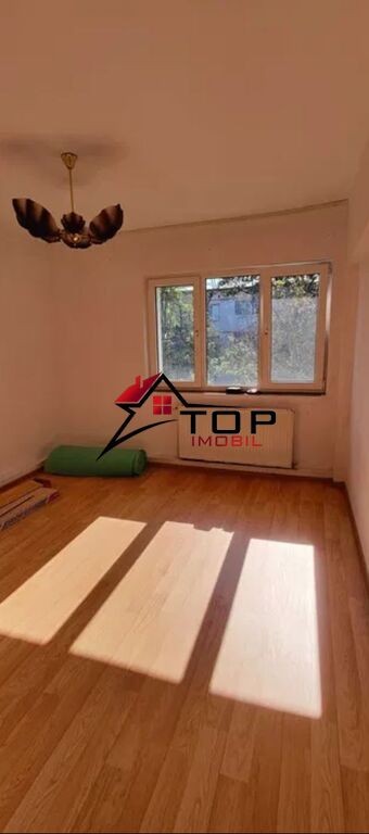 apartament-4-camere-podu-ros-aleea-rozelor-1