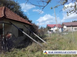 casa-2-camere-demolabila-teren-650-mp-de-vanzare-in-bughea-de-sus-arges-ideala-pentru-locuinta-de-familie-2