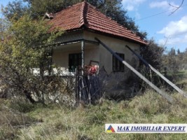 casa-2-camere-demolabila-teren-650-mp-de-vanzare-in-bughea-de-sus-arges-ideala-pentru-locuinta-de-familie-3