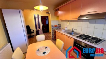 apartament-2-camere-decomandate-si-pivnita-in-sibiu-cartier-strand-1