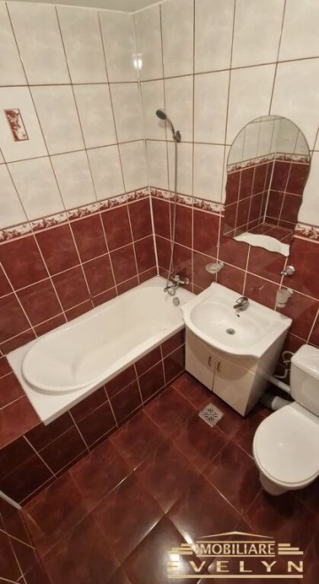 apartament-2-camere-54-mp-zona-capat-1-pret-50000-euro-negociabil-3