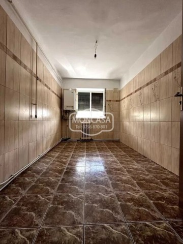 apartament-4-camere-cu-imbunatatiri-zona-ghe-avramescu-3