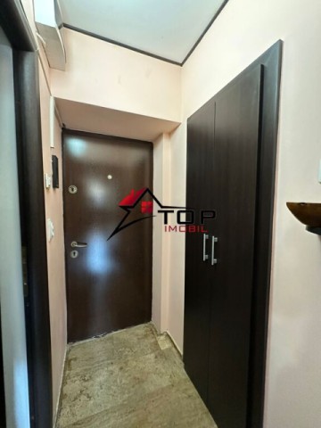 inchiriere-apartament-cu-1-camera-palas-hala-centrala-3