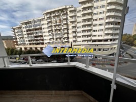 inchiriere-apartament-cu-2-camere-finisat-si-mobilat-modern-alba-iulia-cetate-zona-m-uri-cu-vedere-deosebita-20