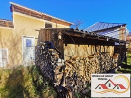 doua-corpuri-de-casa-cu-6-camere-si-1973-teren-intravilan-in-comuna-valea-mare-pravat-pret-65000-euro-negociabil-11