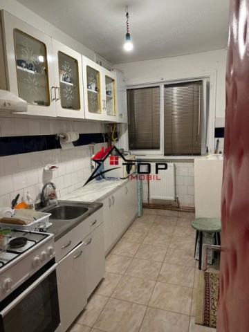 apartament-cu-3-camere-decomandat-etajul-2-piata-unirii-umf-1