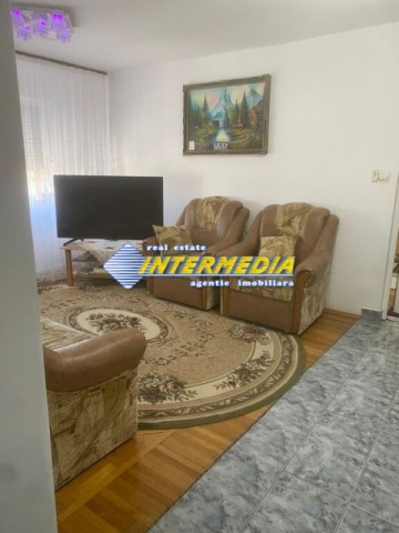 apartament-3-camere-66-mp-decomandat-de-vanzare-cetate-7