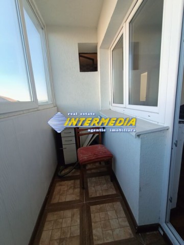 vanzare-apartament-4-camere-modificat-in-3-alba-iulia-cetate-bulevard-cu-bucatarie-mare-mobilat-si-utilat-complet-8