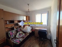 vanzare-apartament-4-camere-modificat-in-3-alba-iulia-cetate-bulevard-cu-bucatarie-mare-mobilat-si-utilat-complet-13