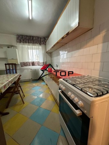 inchiriere-apartament-cu-3-camere-decomandat-gara-langa-fosta-billa-1