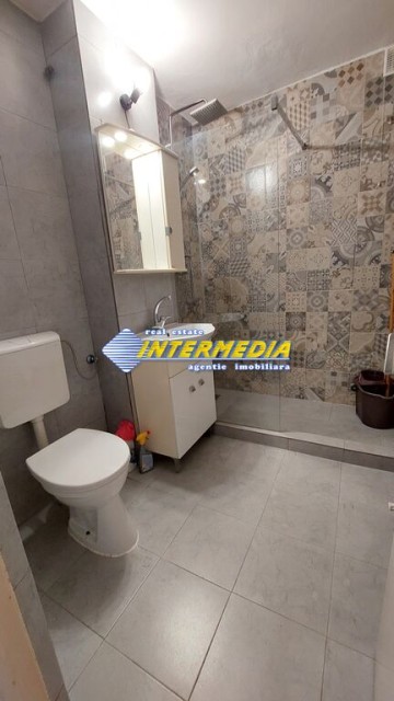 vanzare-apartament-2-camere-decomandat-54-mp-finisat-si-utilat-alba-iulia-cetate-7