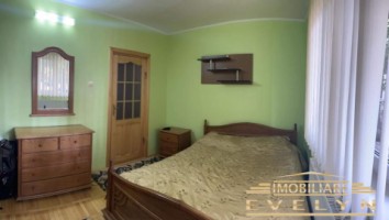 de-vanzare-apartament-cu-3-camereetaj-1-zona-capat-1-pret-83000-euro-negociabil-4