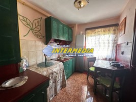 apartament-2-camere-cetate-arnsberg-bucatarie-mare-50-mp-etaj-intermediar-1