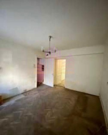 apartament-2-camere-centru-strada-tusnad-parter-4