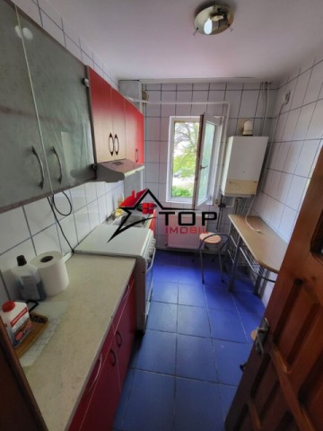 etajul-1-apartament-2-camere-zona-alexandru-zimbru-liber