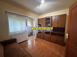 vanzare-apartament-2-camere-decomandat-etaj-2-alba-iulia-zona-cetate-bulevard-2