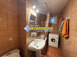 vanzare-apartament-2-camere-decomandat-etaj-2-alba-iulia-zona-cetate-bulevard-7