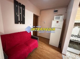 vanzare-apartament-2-camere-decomandat-etaj-2-alba-iulia-zona-cetate-bulevard-10