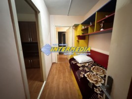 vanzare-apartament-2-camere-decomandat-etaj-2-alba-iulia-zona-cetate-bulevard-12