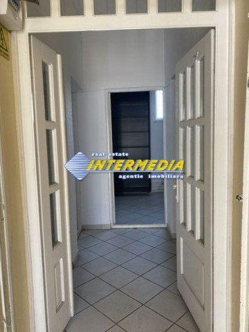 spatiu-comercial-95-mp-de-inchiriat-zona-ampoi-3-1