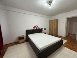 inchiriere-apartament-cu-4-camere-decomandat-alexandru-cel-bun-10