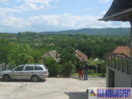 vila-cu-4-camere-si-teren-de-600-mp-de-vanzare-in-capul-piscului-godeni-arges-ideala-pentru-locuinta-rezidentiala-29