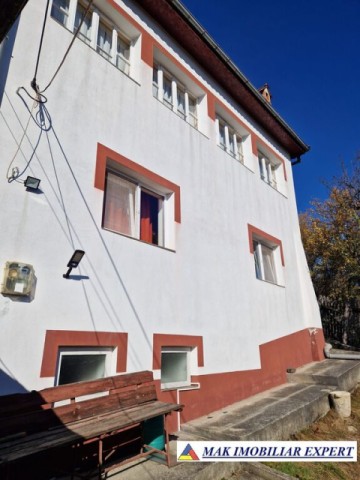 vila-7-camere-cu-teren-600-mp-de-vanzare-in-centru-campulung-muscel-arges-2