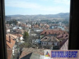 vila-7-camere-cu-teren-600-mp-de-vanzare-in-centru-campulung-muscel-arges-16