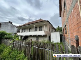 casa-monument-istoric-de-vanzare-cu-teren-221-mp-in-centru-campulung-mudcel-arges-oportunitate-unica