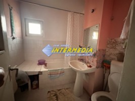 apartament-3-camere-decomandat-de-vanzare-alba-iulia-zona-cetate-10